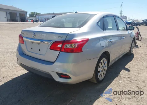 2017 Nissan Sentra S/Sl/Sr/Sv z USA, uszkodzony, nr VIN 3N1AB7AP4HL640023